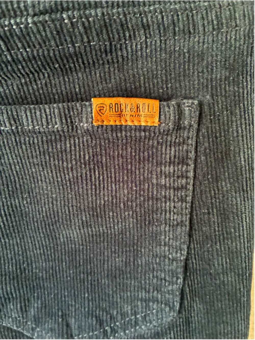 Women's Rock & Roll Denim Navy Corduroy Flare Pants Size 31 - Picture 2 of 5